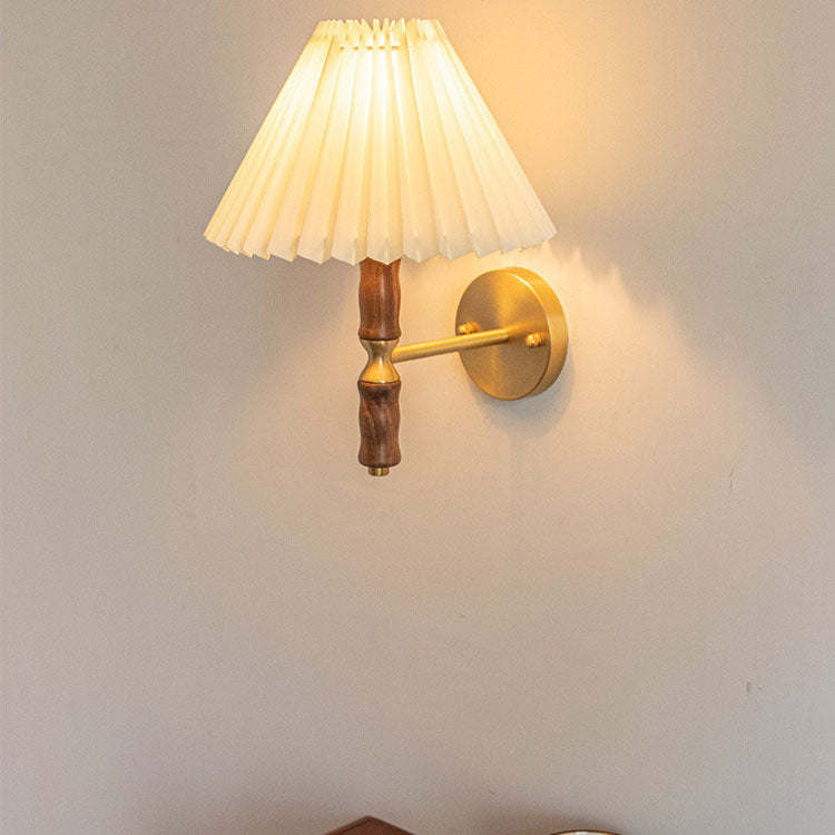 Taavita Vintage Walnut Pleated 1-Light Wall Lamp