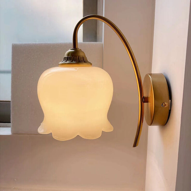 Taavita Wall Lamp with 1 Light in Vintage Style made of Resin and Copper Iron in Creamy Yellow