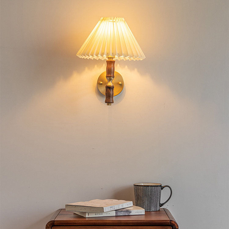 Taavita Vintage Walnut Pleated 1-Light Wall Lamp