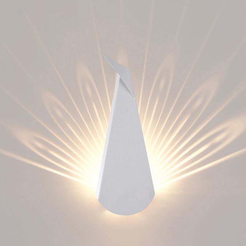 Modern Minimalist Geometric Metal 1-Light Taavita Lighting LED Wall Lamp