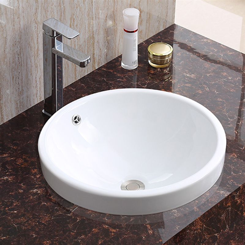 Traditional Drop-in Oval Bathroom Sink with Faucet Basin