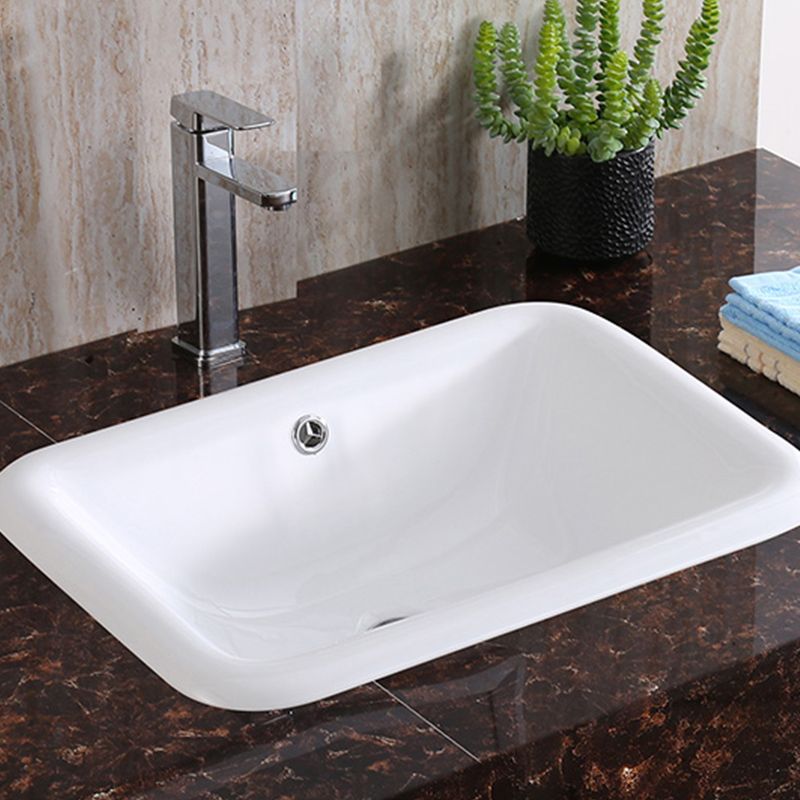 Traditional Drop-in Oval Bathroom Sink with Faucet Basin