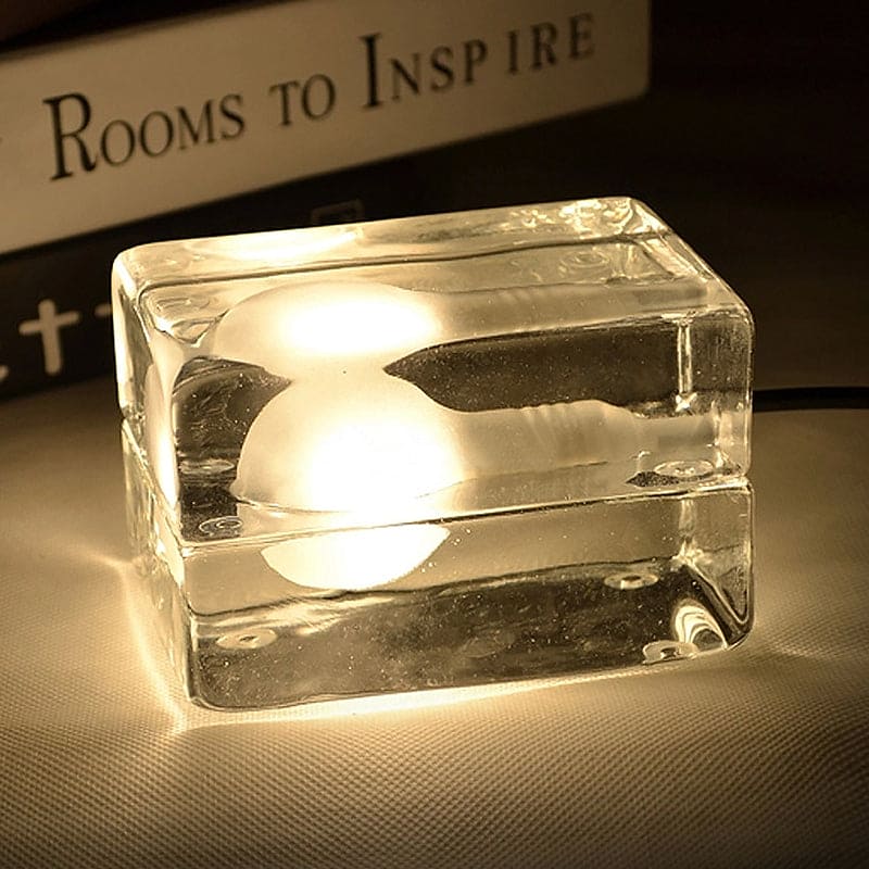 Taavita - Minimalistic Table Lamp with Transparent Glass Cube