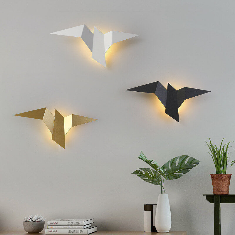 Modern Creative Flying Bird Metal LED Wall Light Lamp 1 Light