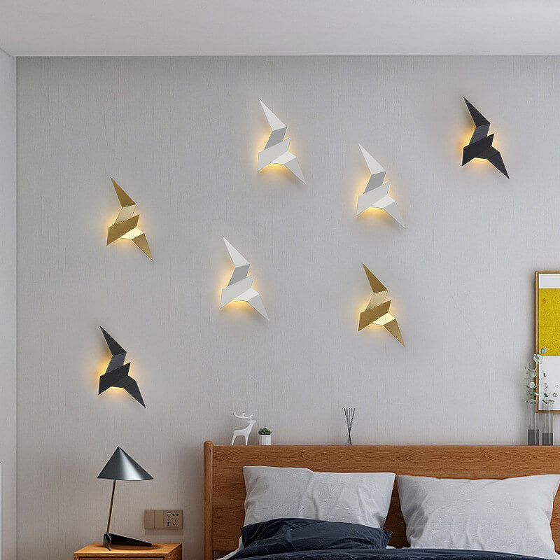 Modern Creative Flying Bird Metal LED Wall Light Lamp 1 Light