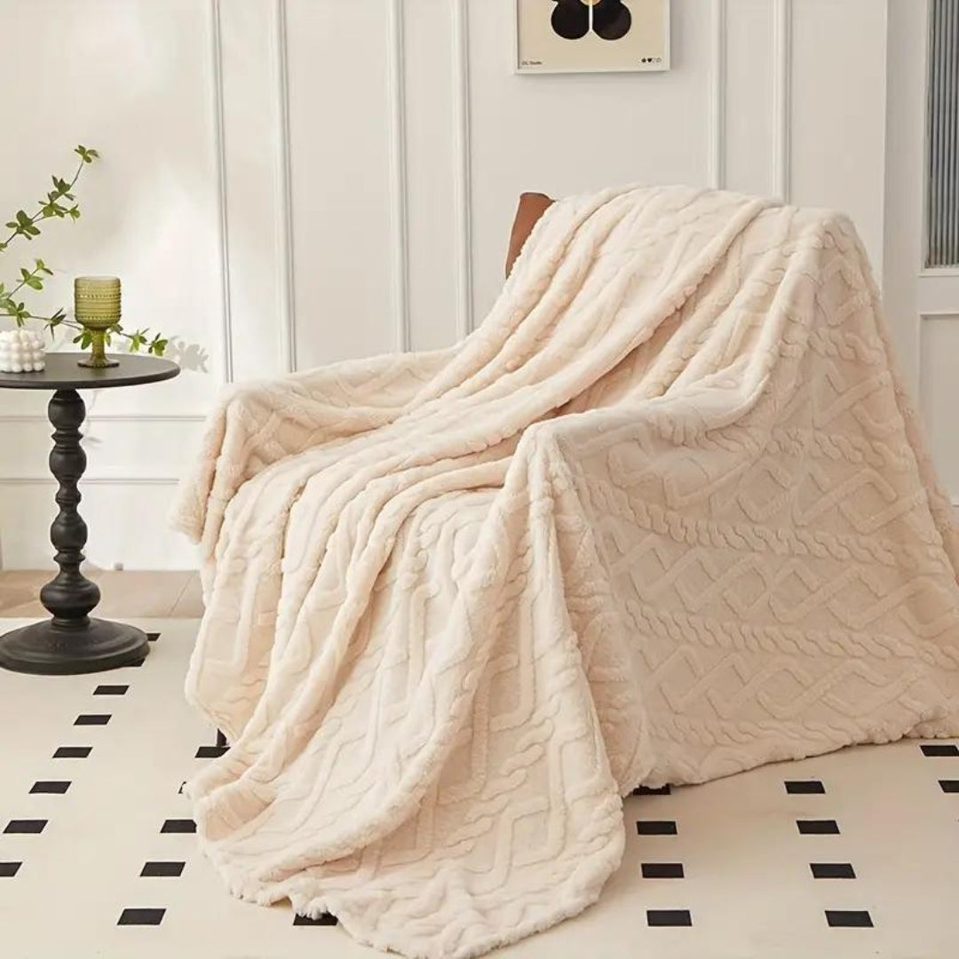 Taavita Blanket - Embrace Ultimate Comfort