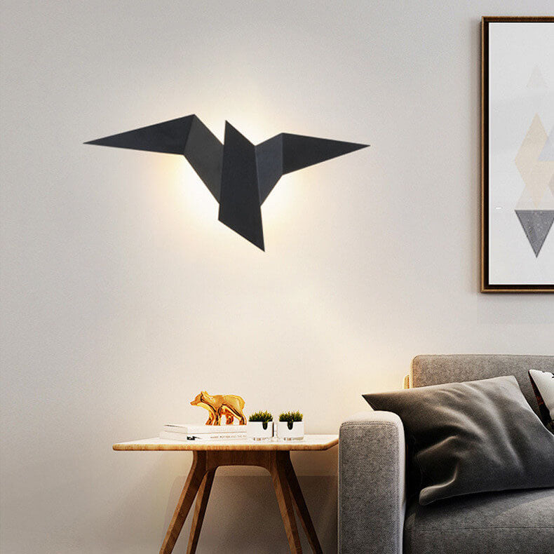 Modern Creative Flying Bird Metal LED Wall Light Lamp 1 Light