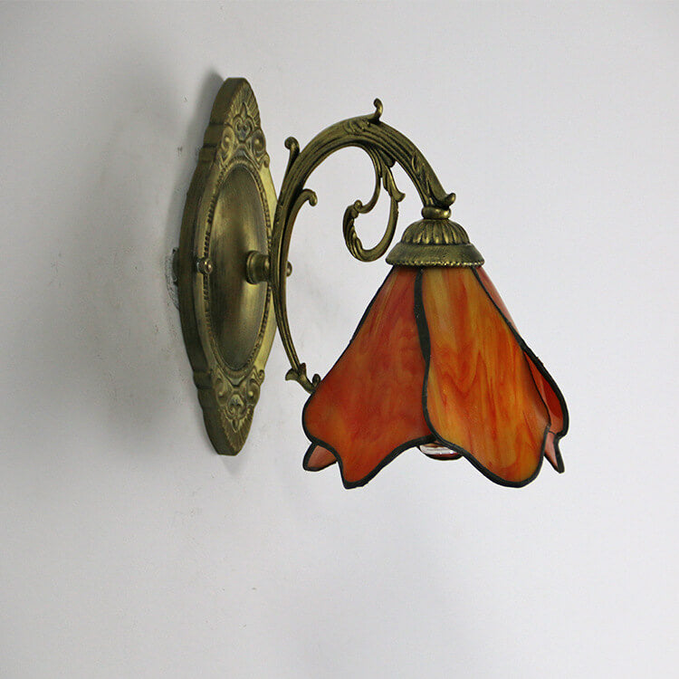 Vintage Taavita Petals Stained Glass 1-Light Wall Lamp