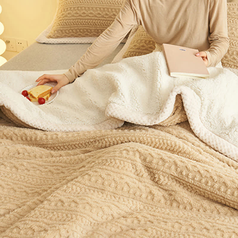 Taavita Double Jacquard Fleece Throw Blanket