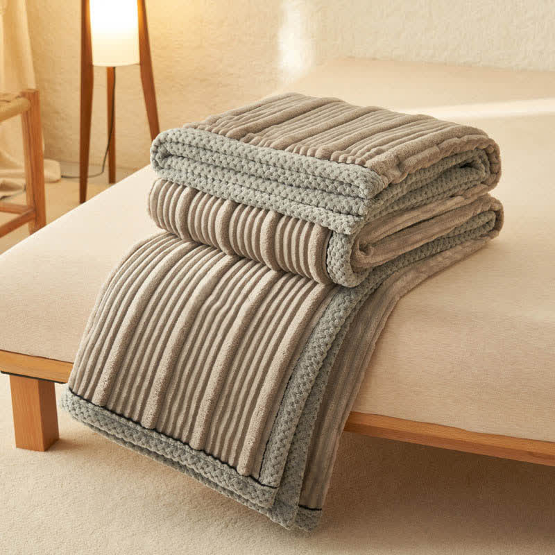 Taavita Soft Fleece Blanket in Solid Color - Cozy Warm for Ultimate Comfort