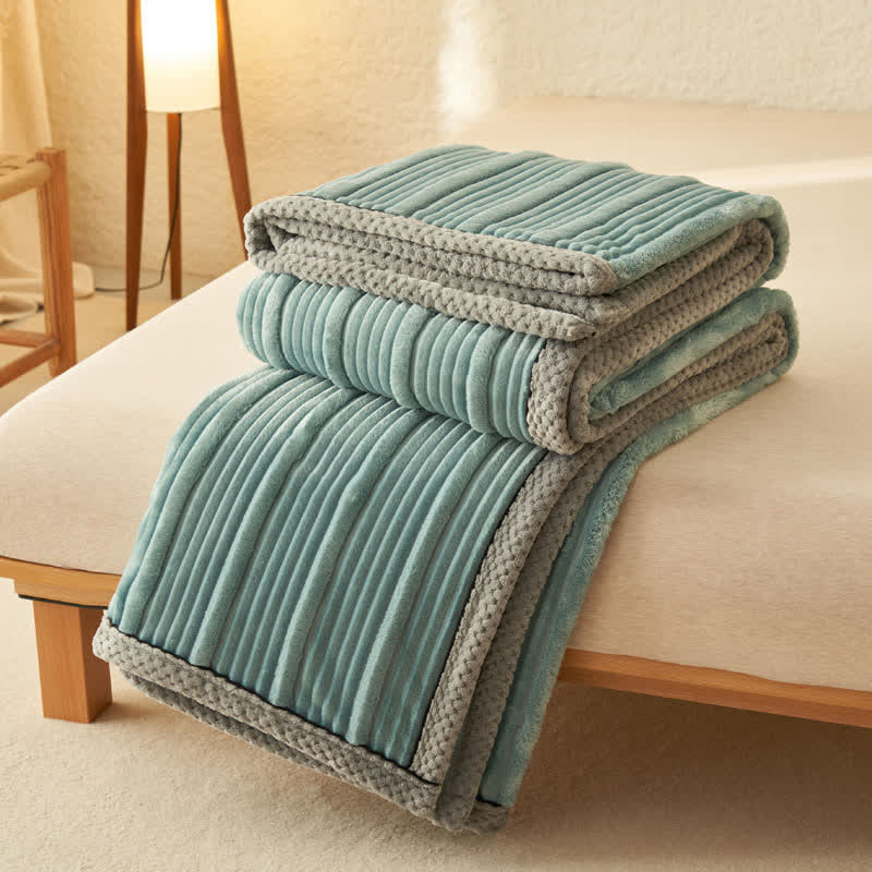 Taavita Soft Fleece Blanket in Solid Color - Cozy Warm for Ultimate Comfort