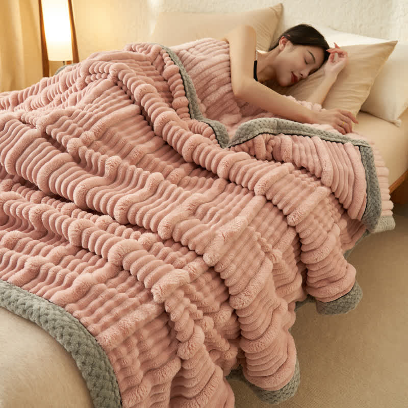 Taavita Soft Fleece Blanket in Solid Color - Cozy Warm for Ultimate Comfort