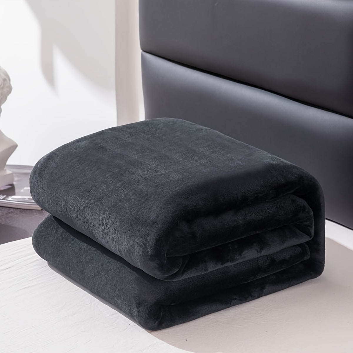 Taavita – Soft & Warm Blanket for Sofa, Bed, Office & Travel