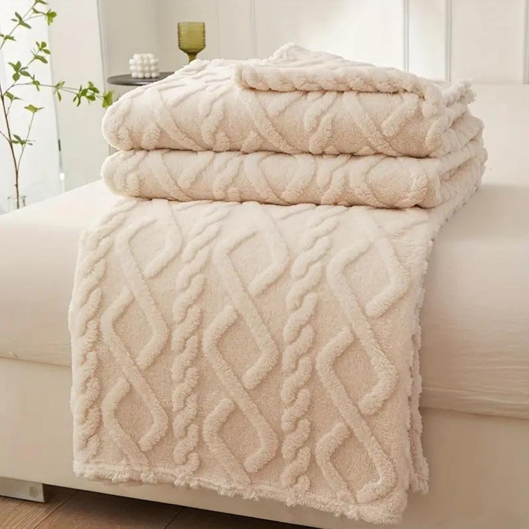 Taavita Blanket - Embrace Ultimate Comfort