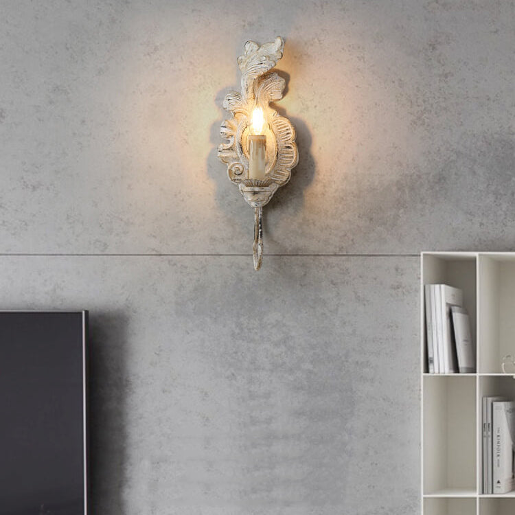 Taavita Vintage Resin Candelabra 1-Light Wall Lamp