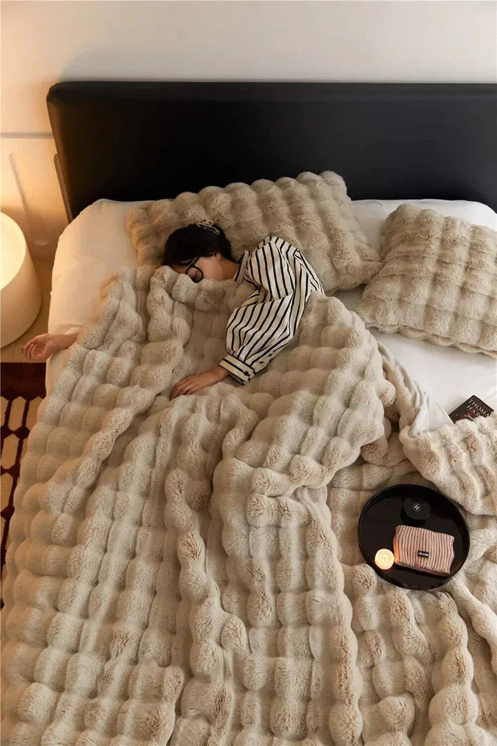 Ultra Soft & Hypoallergenic Warm Wool Blanket