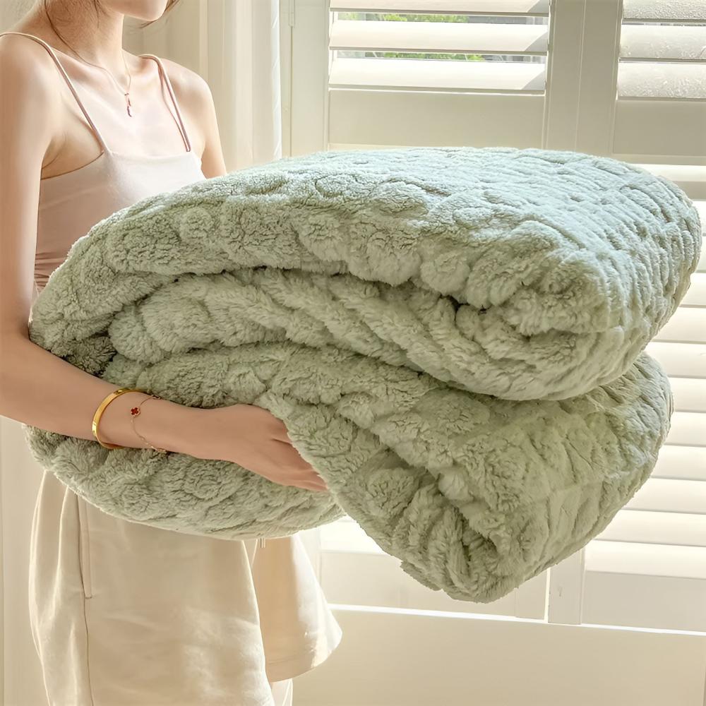 Cloud Heart Sherpa Blanket - Your Luxurious Companion for Winter Warmth