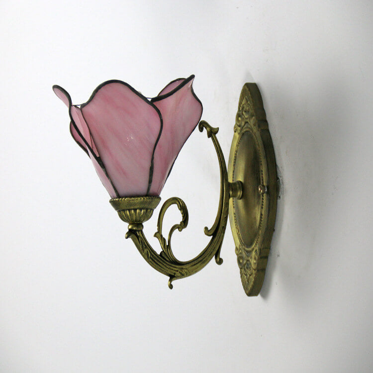 Vintage Taavita Petals Stained Glass 1-Light Wall Lamp