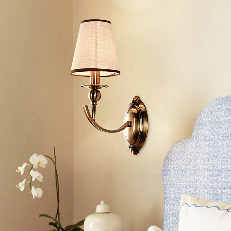 Taavita Wall Lamp