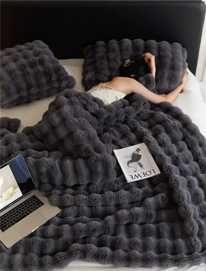 Ultra Soft & Hypoallergenic Warm Wool Blanket