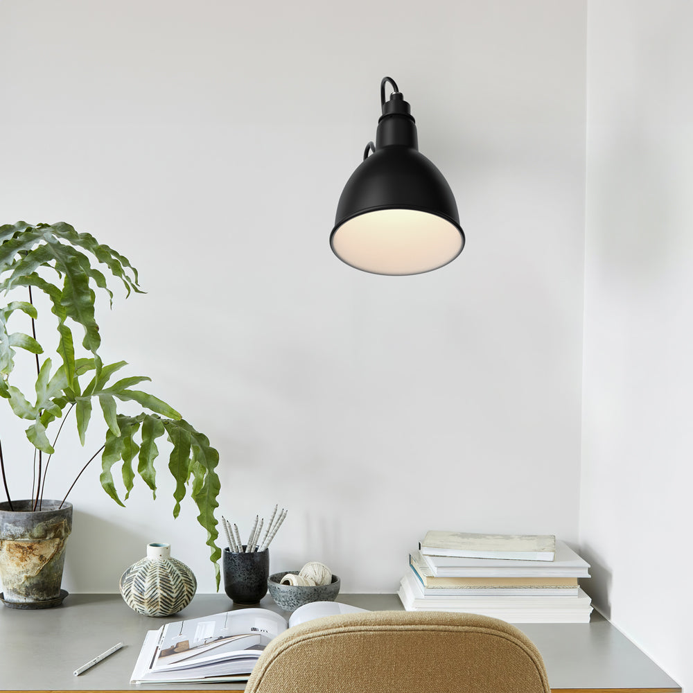 Taavita Wall Lamp with Adjustable Arm