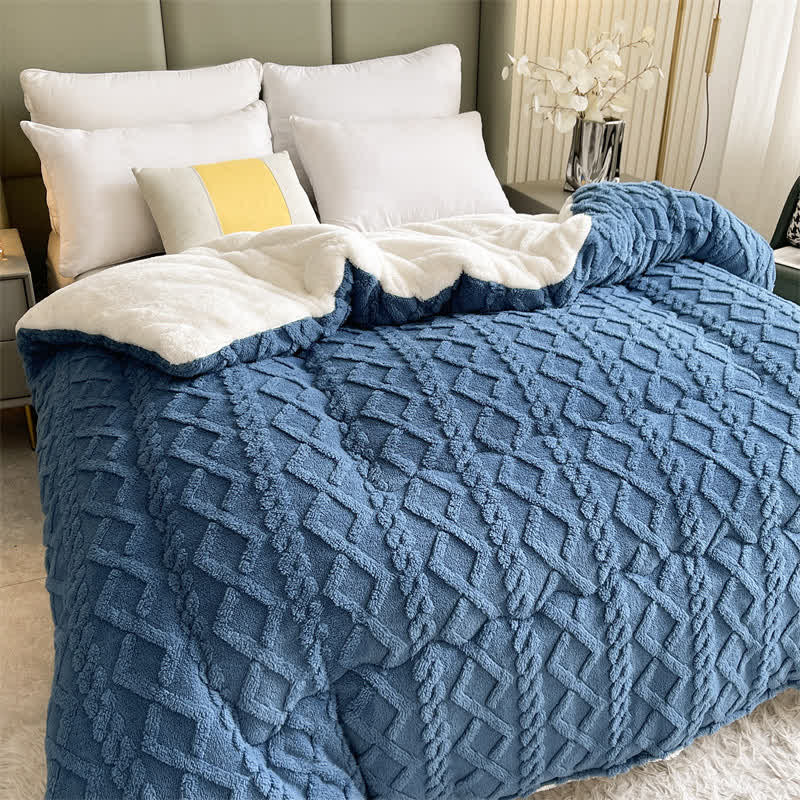 Taavita Soft Jacquard Blanket