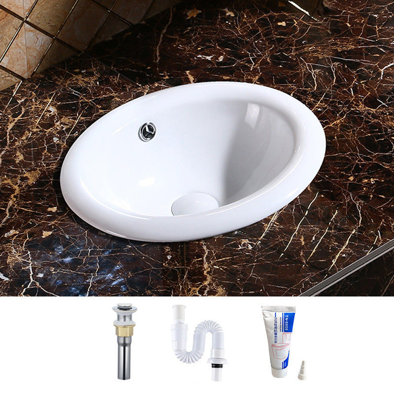 Modern Bathroom Sink in Porcelain, Oval Drop-In Sink with Pop-Up Drain