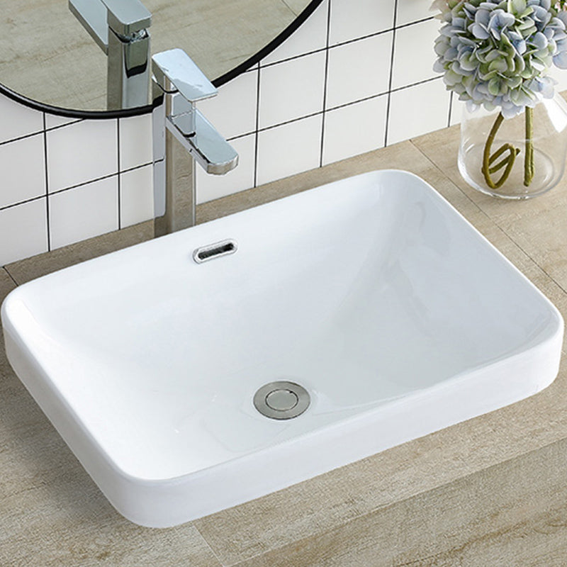 Traditional Drop-in Oval Bathroom Sink with Faucet Basin