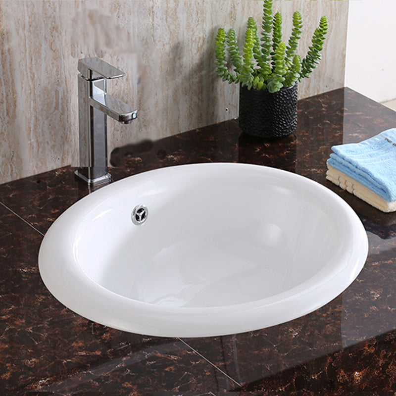 Traditional Drop-in Bathroom Sink Oval Porcelain with Faucet Basin Sink Clearhalo 'Bathroom Remodel & Bathroom Fixtures' 'Bathroom Sinks & Faucet Components' 'Bathroom Sinks' 'bathroom_sink' 'Home Improvement' 'home_improvement' 'home_improvement_bathroom_sink' 1200x1200_cc9eb4ce-666d-4724-b4fe-19920b819658