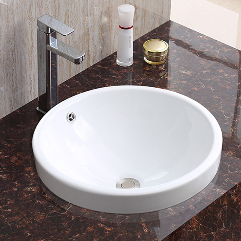 Traditional Drop-in Bathroom Sink Oval Porcelain with Faucet Basin Sink Clearhalo 'Bathroom Remodel & Bathroom Fixtures' 'Bathroom Sinks & Faucet Components' 'Bathroom Sinks' 'bathroom_sink' 'Home Improvement' 'home_improvement' 'home_improvement_bathroom_sink' 7109982