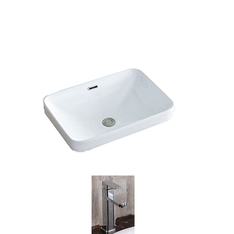 Traditional Drop-in Bathroom Sink Oval Porcelain with Faucet Basin Sink Clearhalo 'Bathroom Remodel & Bathroom Fixtures' 'Bathroom Sinks & Faucet Components' 'Bathroom Sinks' 'bathroom_sink' 'Home Improvement' 'home_improvement' 'home_improvement_bathroom_sink' 1200x1200_36c0ef38-2be8-46ac-8a06-ba9bb25df142