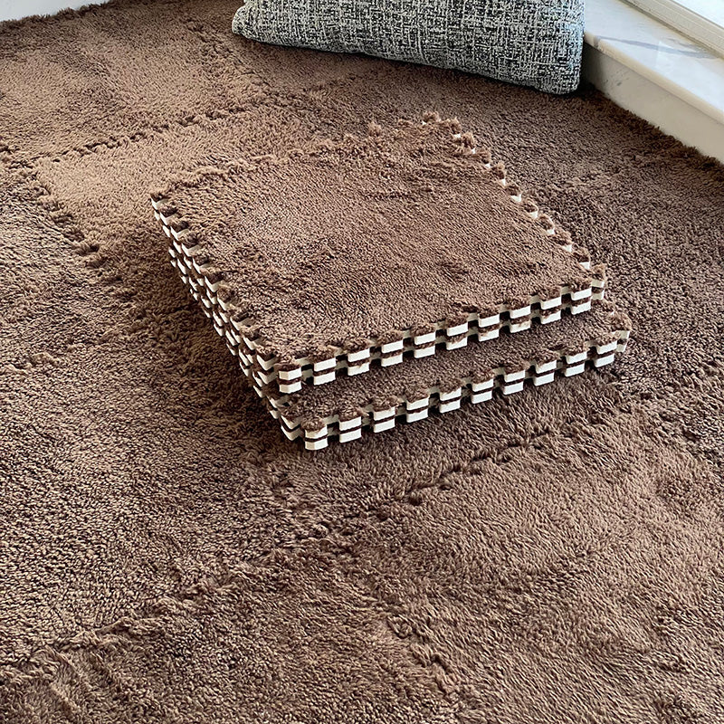 Modern Carpet Tiles Level Loop Interlocking Square Bedroom Carpet Tiles Cameo Brown Clearhalo 'Carpet Tiles & Carpet Squares' 'carpet_tiles_carpet_squares' 'Flooring 'Home Improvement' 'home_improvement' 'home_improvement_carpet_tiles_carpet_squares' Walls and Ceiling' 7215548