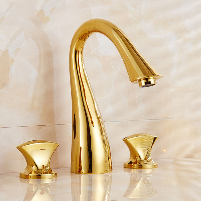 Traditional Roman Tub Faucet Set Copper Fixed Deck-Mount with Handles Clearhalo 'Bathroom Remodel & Bathroom Fixtures' 'Bathtub Faucets' 'bathtub_faucets' 'Home Improvement' 'home_improvement' 'home_improvement_bathtub_faucets' 1200x1200_19c62c9c-ef49-43d1-b3ea-c02a9eb19ffb