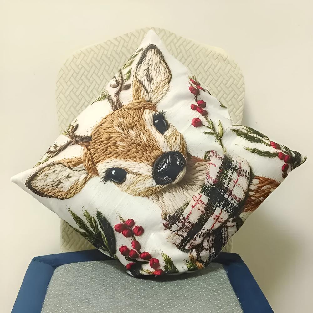 Taavita Christmas Reindeer Decorative Cushion Cover