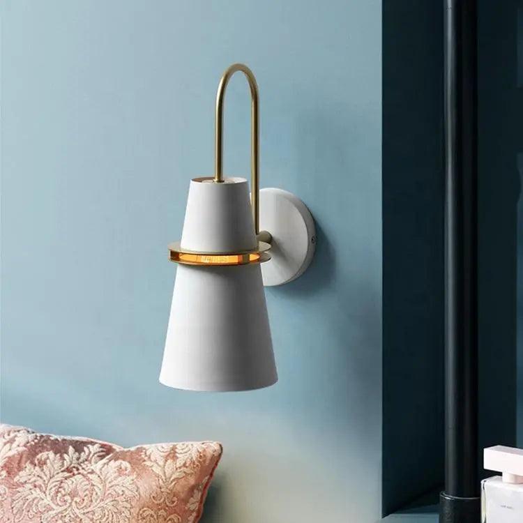 Taavita | Sophisticated & Warm Nordic Wall Lamp