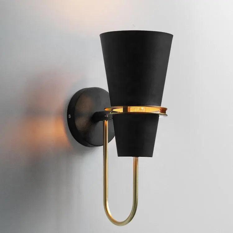 Taavita | Sophisticated & Warm Nordic Wall Lamp