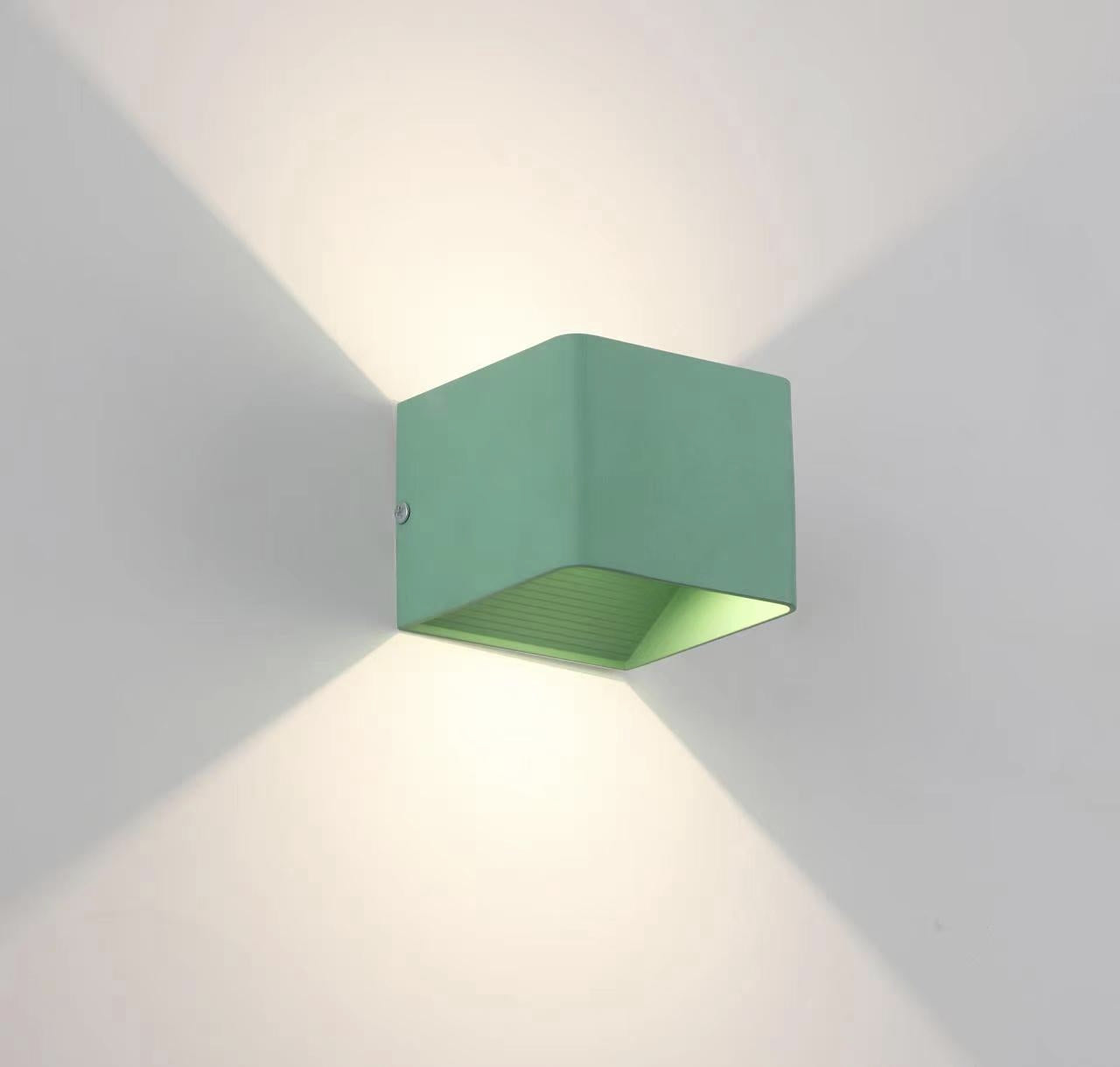 Modern Square Wall Lamp - Stylish Lighting for Your Bedroom