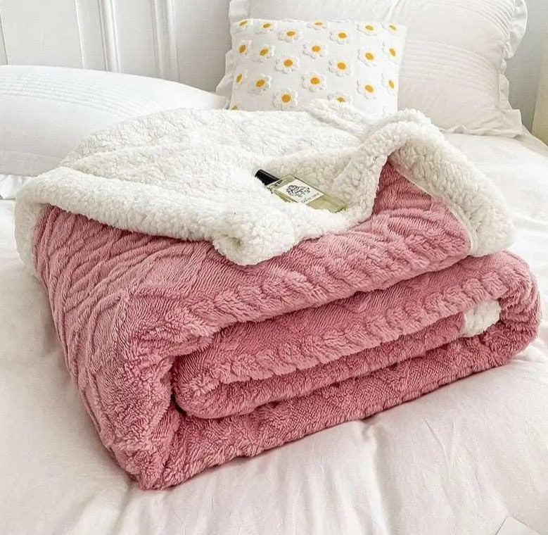 Taavita | Soft & Hypoallergenic Winter Blanket