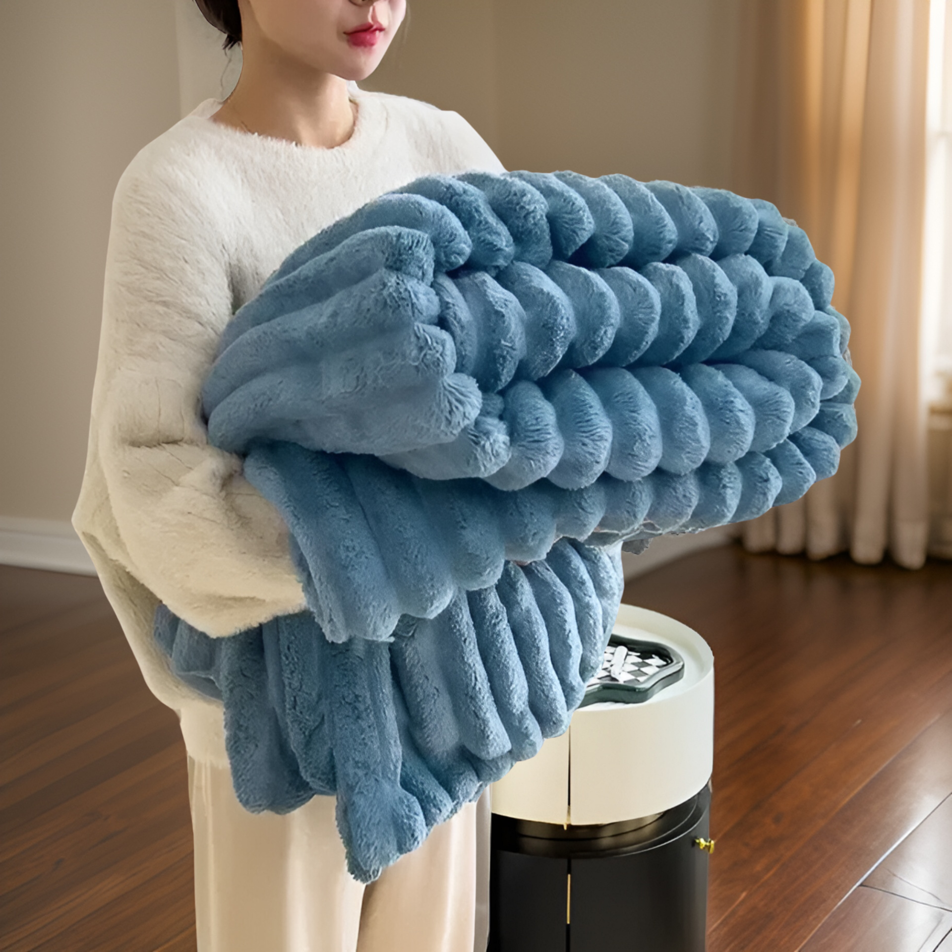 Taavita | Warm and Cozy Fluffy Blanket for the Living Room