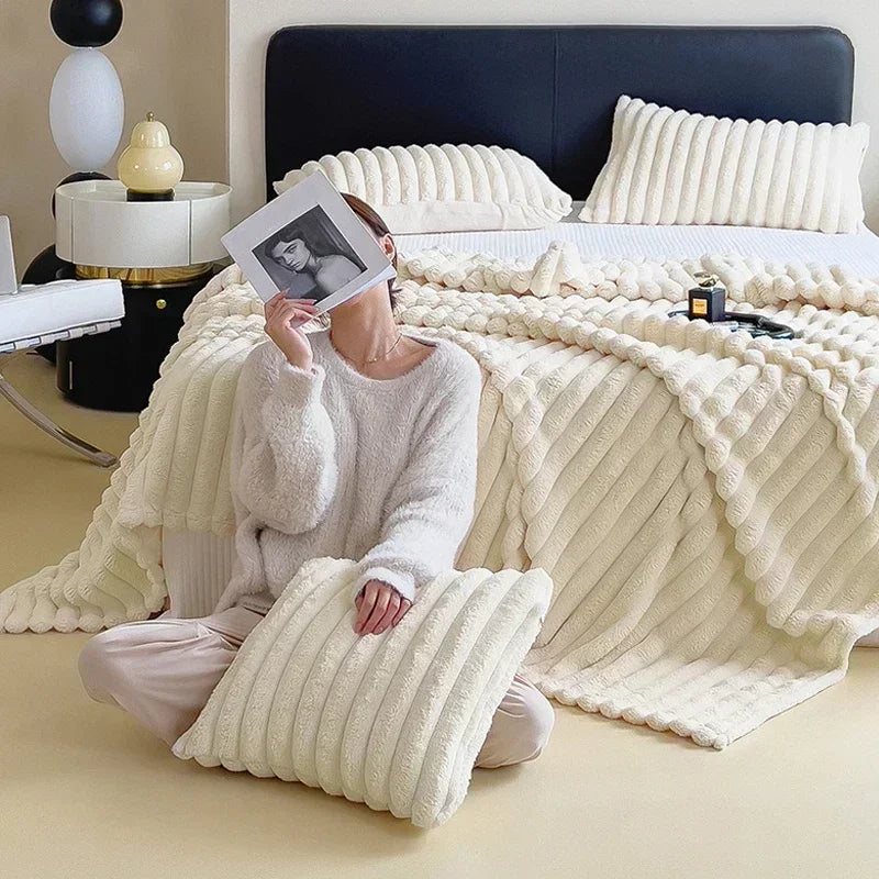 Taavita | Super Soft & Comfortable Plush Blanket