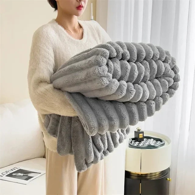 Taavita | Super Soft & Comfortable Plush Blanket