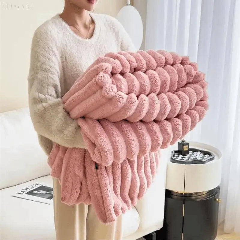 Taavita | Fluffy & Cozy Fleece Blanket