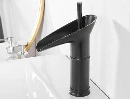 Taavita | Luxurious Waterfall Faucet