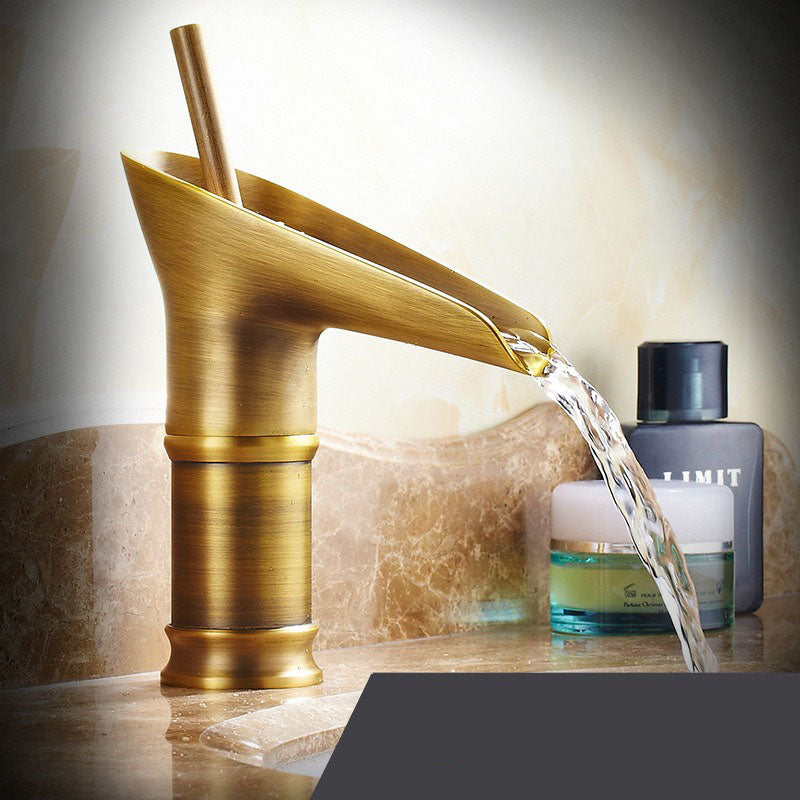 Taavita | Luxurious Waterfall Faucet