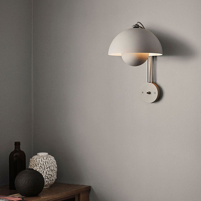 Taavita Wall Lamp: Elevate Your Space with Floral Sophistication