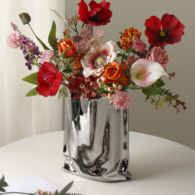 Taavita ceramic vase - Elegant and durable decor for flowers