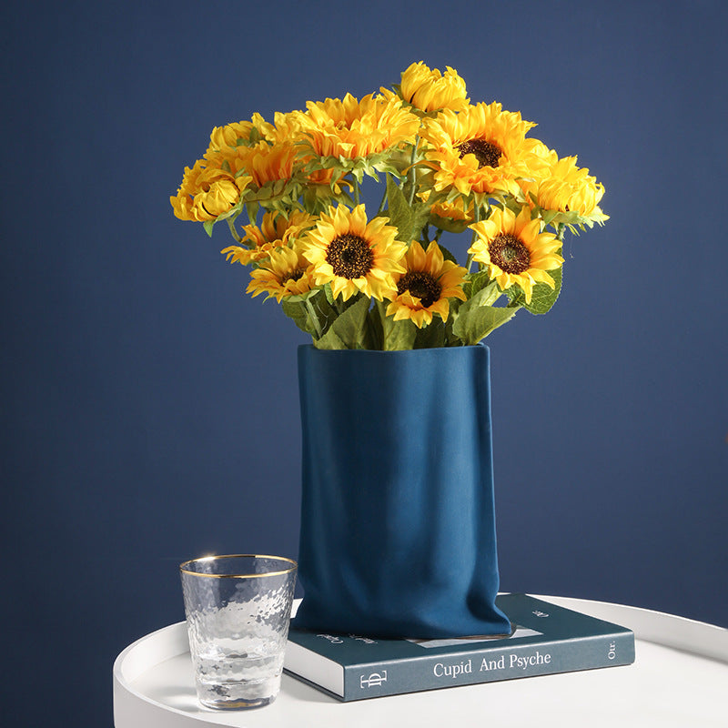 Taavita ceramic vase - Elegant and durable decor for flowers