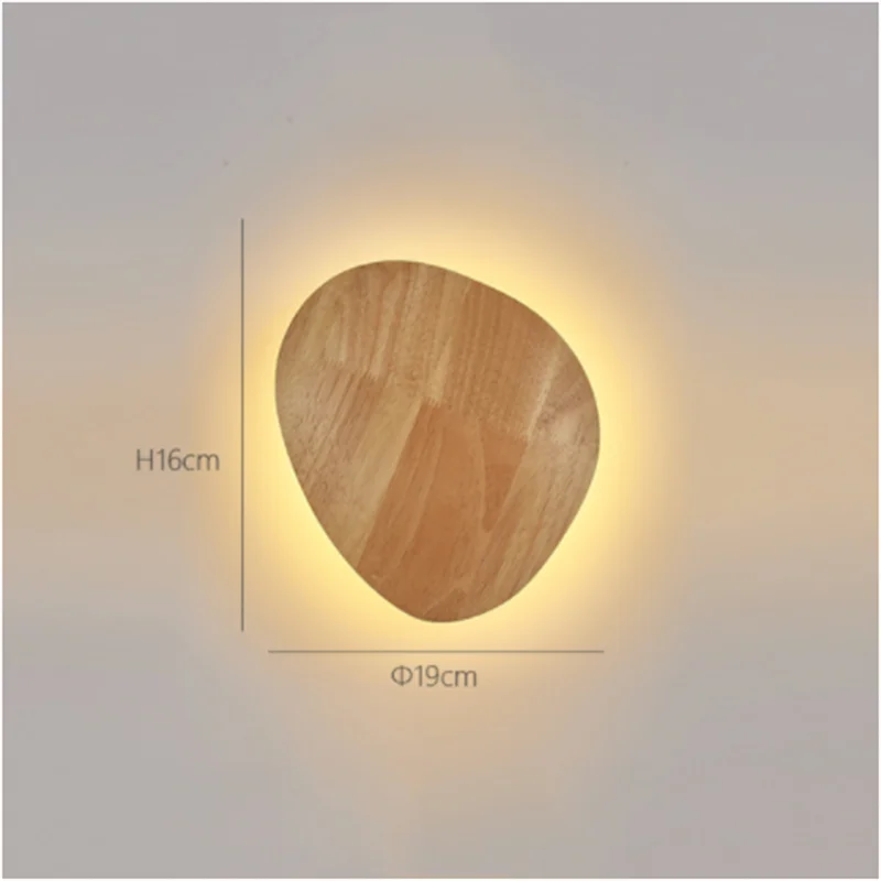 Scandinavian Wooden Wall Lamp – Elegant and Functional