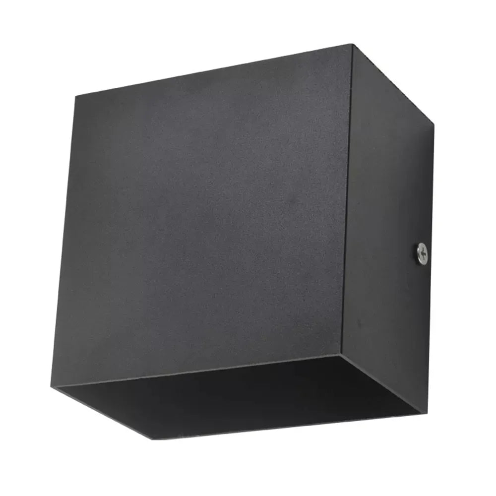 Taavita Wall Lamp Black Cube