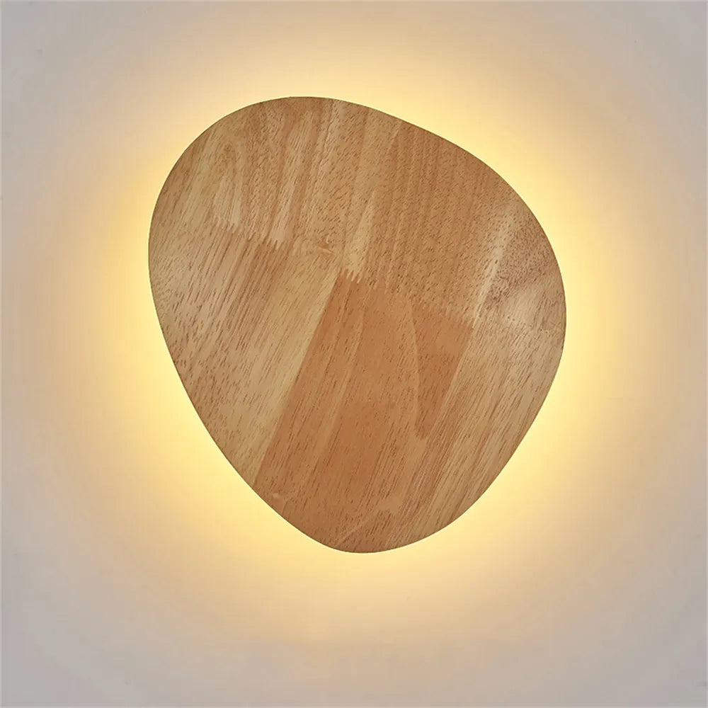 Scandinavian Wooden Wall Lamp – Elegant and Functional